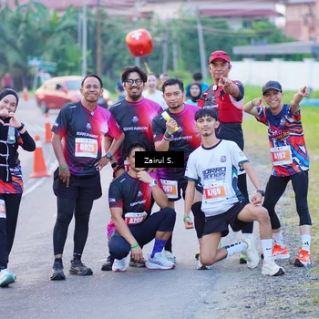 Runner Photo 4428473