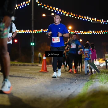 Runner Photo 4428475