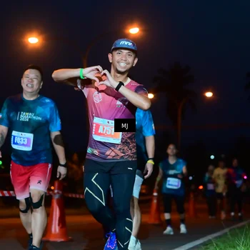 Runner Photo 4428483