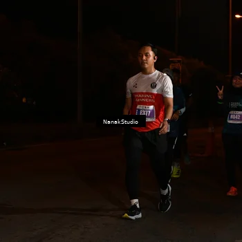 Runner Photo 4428493