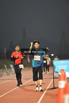 Runner Photo 4428547