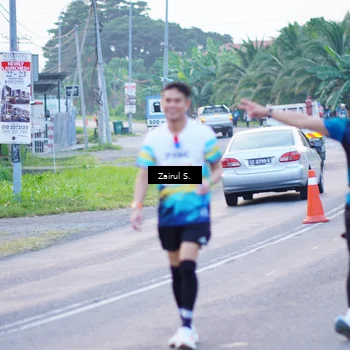 Runner Photo 4428548