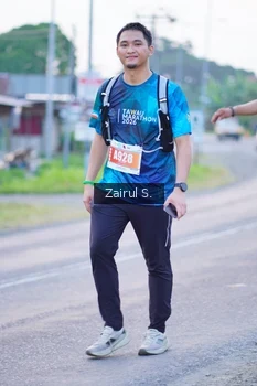 Runner Photo 4428573