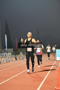 Runner Photo 4428615