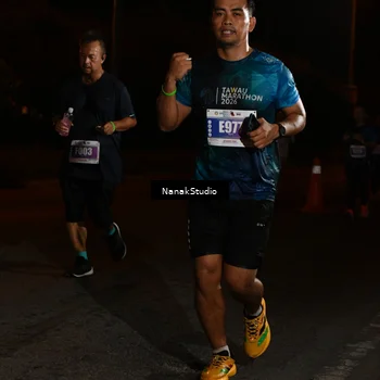Runner Photo 4428624