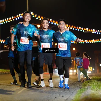 Runner Photo 4428642