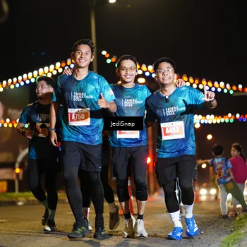 Runner Photo 4428671
