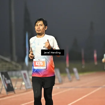 Runner Photo 4428705