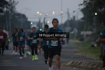 Runner Photo 4428726