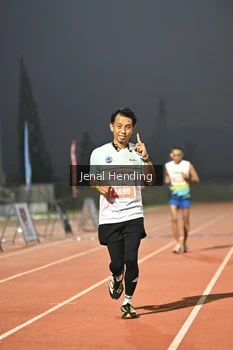 Runner Photo 4428756