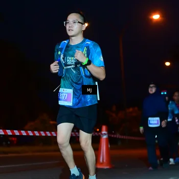 Runner Photo 4428870