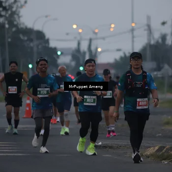 Runner Photo 4429044