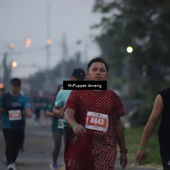 Runner Photo 4429055