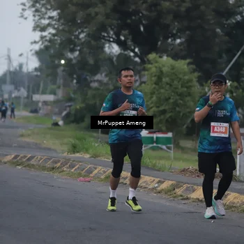Runner Photo 4429060