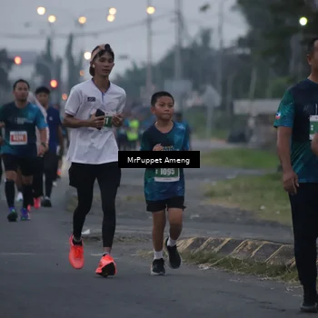 Runner Photo 4429118