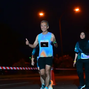 Runner Photo 4429136