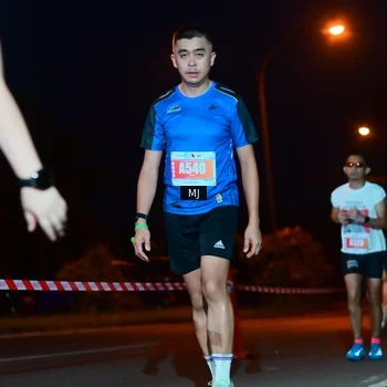 Runner Photo 4429178
