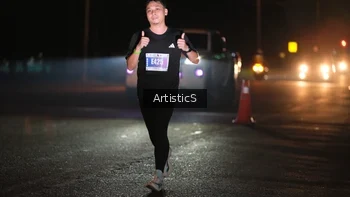 Runner Photo 4429194