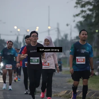Runner Photo 4429203