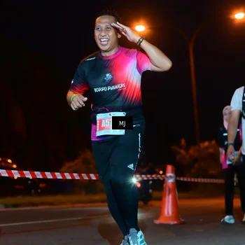 Runner Photo 4429306