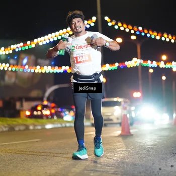 Runner Photo 4429433