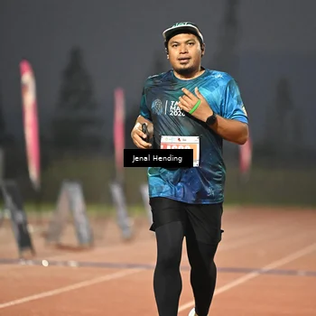 Runner Photo 4429515
