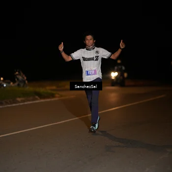 Runner Photo 4429546