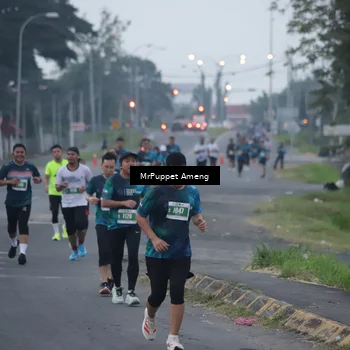 Runner Photo 4429553