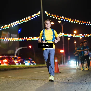 Runner Photo 4429669