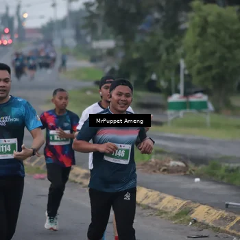 Runner Photo 4429672