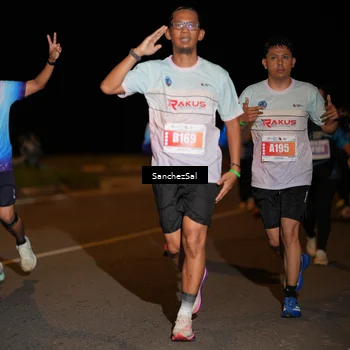 Runner Photo 4429713