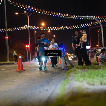 Runner Photo 4429716