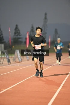 Runner Photo 4430683
