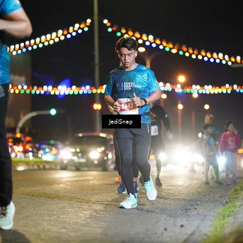 Runner Photo 4430692