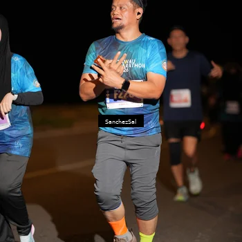 Runner Photo 4430750