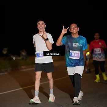 Runner Photo 4431000