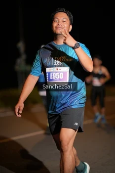 Runner Photo 4431281