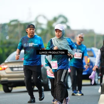 Runner Photo 4431365