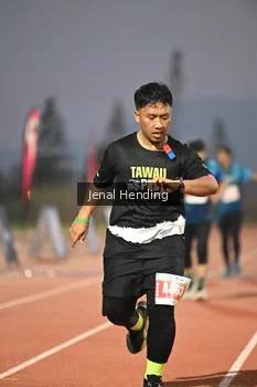 Runner Photo 4431535