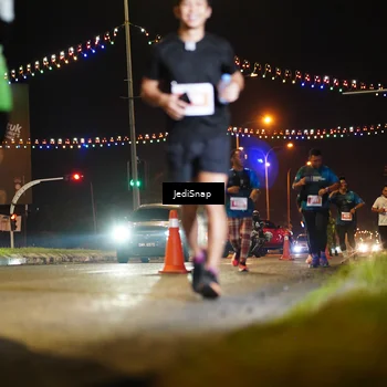 Runner Photo 4431777