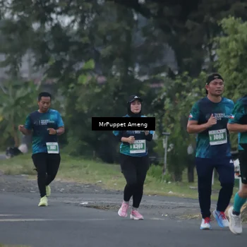 Runner Photo 4431782