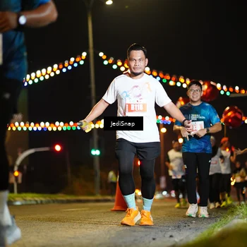 Runner Photo 4431942