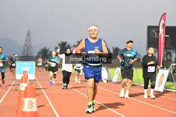 Runner Photo 4432107
