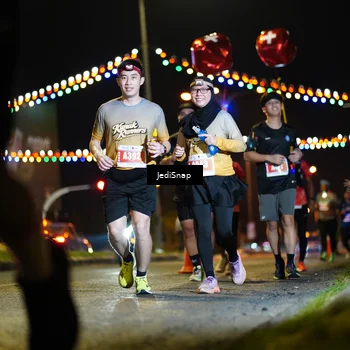 Runner Photo 4432216