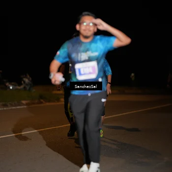 Runner Photo 4432220