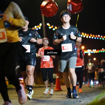 Runner Photo 4432275