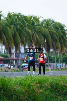 Runner Photo 4432300