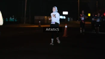Runner Photo 4432344