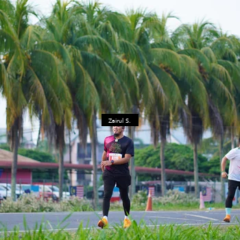 Runner Photo 4432400