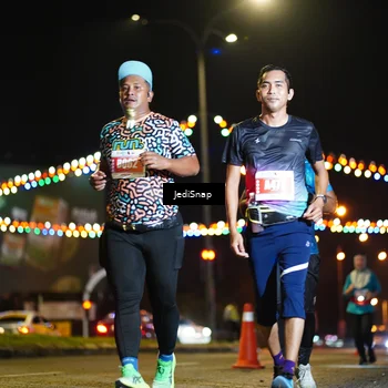 Runner Photo 4432469